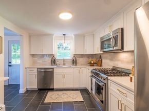 110 Low St, Newburyport MA 01950