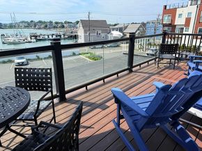 600 Shirley St 7, Winthrop MA 02152