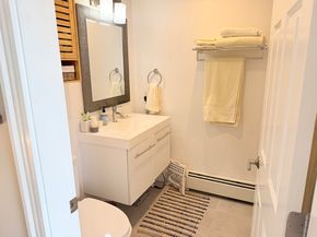 600 Shirley St 7, Winthrop MA 02152