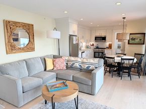 600 Shirley St 7, Winthrop MA 02152