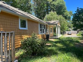 154 Lingan Street, Halifax MA 02338