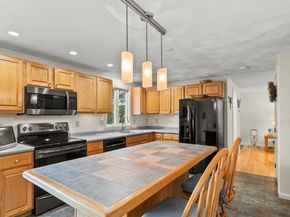 31 Emerald Dr, Lynn MA 01904