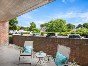 289 Elm St 15, Medford MA 02155