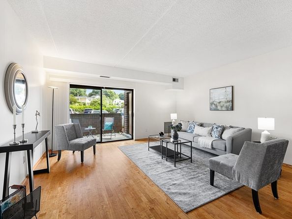 289 Elm St 15, Medford MA 02155