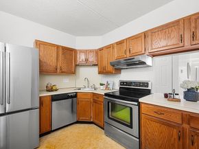 289 Elm St 15, Medford MA 02155
