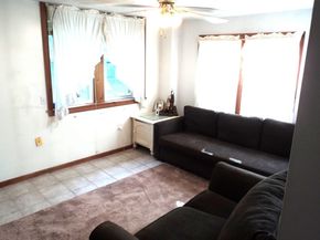 585 Charlton St, Southbridge MA 01550