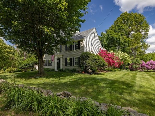 100 Turkey Hill Road, Newburyport MA 01950