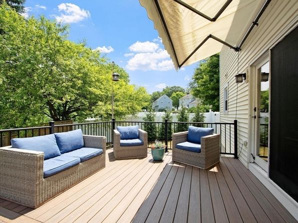 32 Indian Ridge Dr, Leominster MA 01453