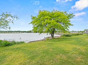 20 Heaths Ct 201, Lynn MA 01905