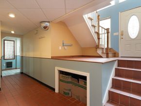 68 Lyon Rd, West Brookfield MA 01585