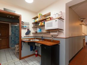 68 Lyon Rd, West Brookfield MA 01585