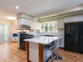 68 Lyon Rd, West Brookfield MA 01585
