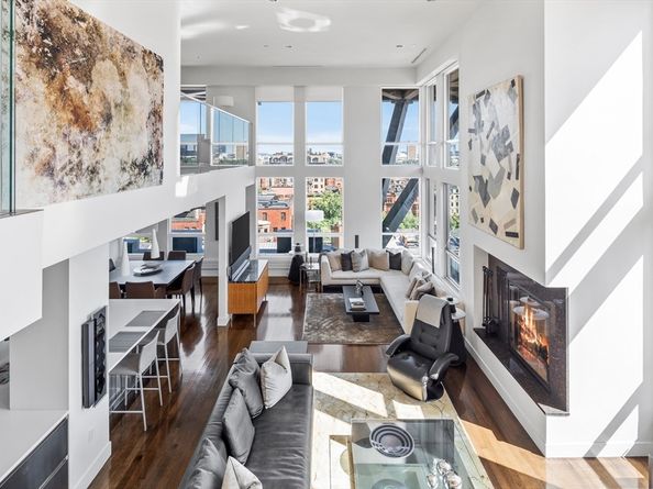 360 Newbury Street 810, Boston MA 02115