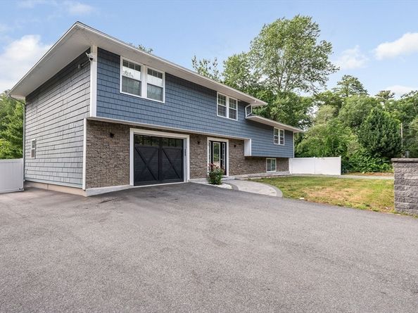 230 North St, Tewksbury MA 01876