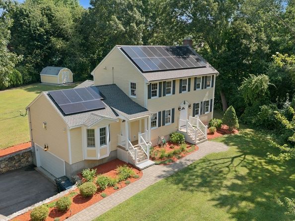 267 Beacon, Andover MA 01810