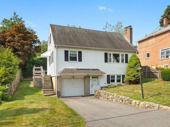 10 Cummings Avenue, Lexington MA 02420