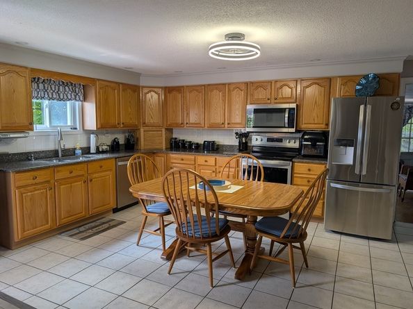 50 Ash St, Gardner MA 01440