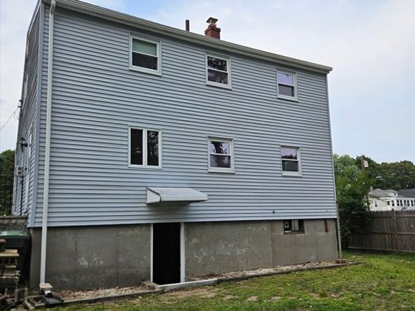 135 Crane St, Dedham MA 02026