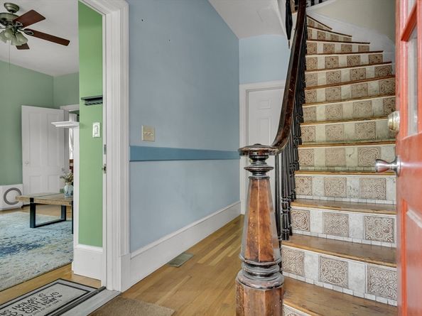 102 River St 2, Cambridge MA 02139