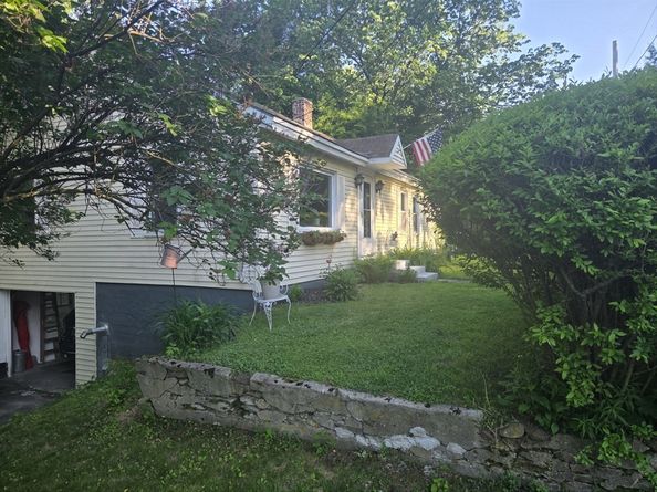 242 Pleasant Street, Leominster MA 01453