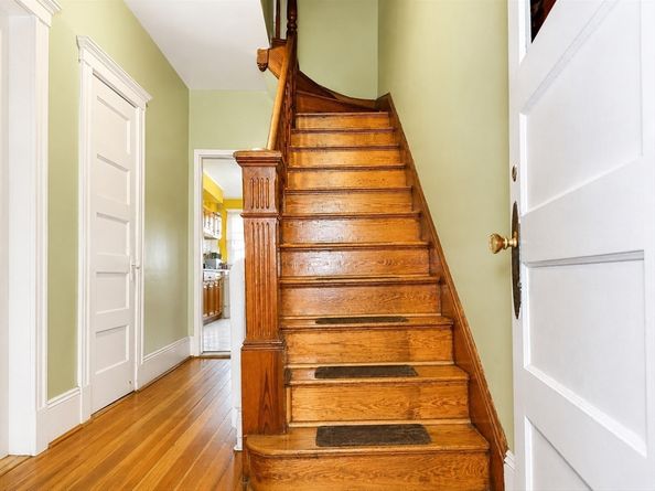 56 Marlborough St, Chelsea MA 02150