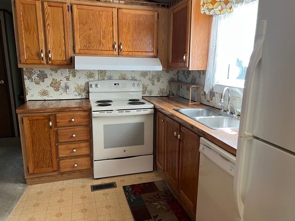 8 Jefferson Way, Carver MA 02330