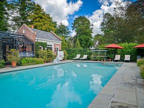 17 Crowninshield Road, Marblehead MA 01945