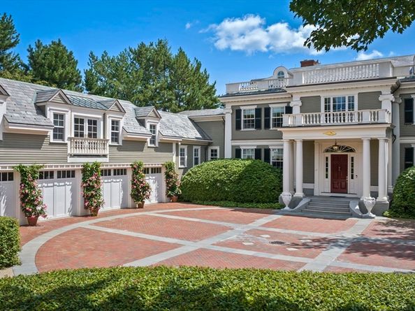 17 Crowninshield Road, Marblehead MA 01945