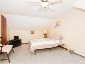 926 Old Turnpike Rd, Oakham MA 01068