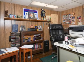 926 Old Turnpike Rd, Oakham MA 01068