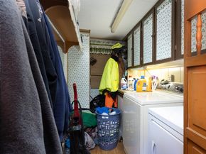 216 Fiske St, Southbridge MA 01550