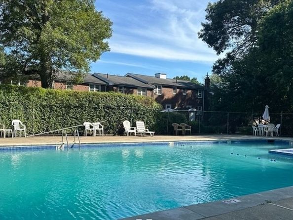 96 Coventry Cir 96, Brockton MA 02301