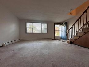 96 Coventry Cir 96, Brockton MA 02301