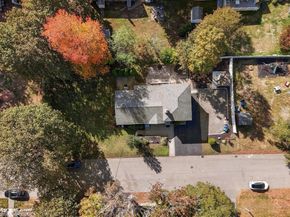 75 Border Road, Reading MA 01867