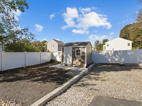 75 Border Road, Reading MA 01867