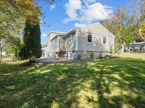 75 Border Road, Reading MA 01867