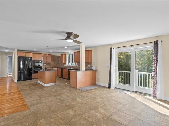 75 Border Road, Reading MA 01867