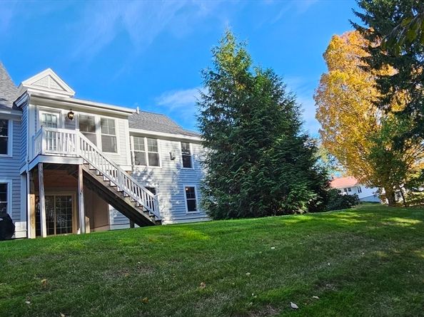 8 Stagecoach Circle 8, Westborough MA 01581
