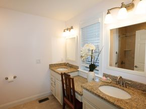 8 Stagecoach Circle 8, Westborough MA 01581