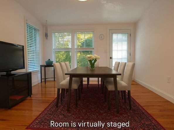8 Stagecoach Circle 8, Westborough MA 01581