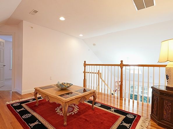 8 Stagecoach Circle 8, Westborough MA 01581
