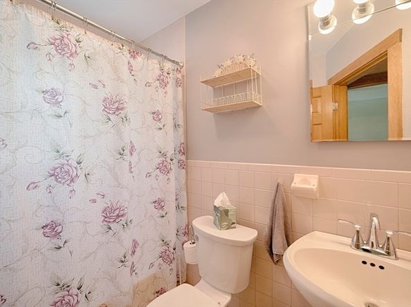 308 Forest St, Weymouth MA 02190