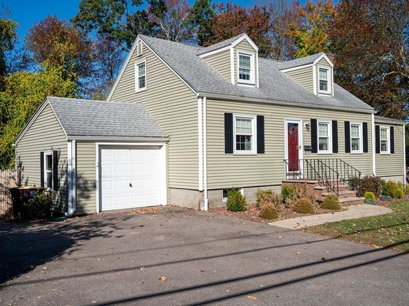 308 Forest St, Weymouth MA 02190