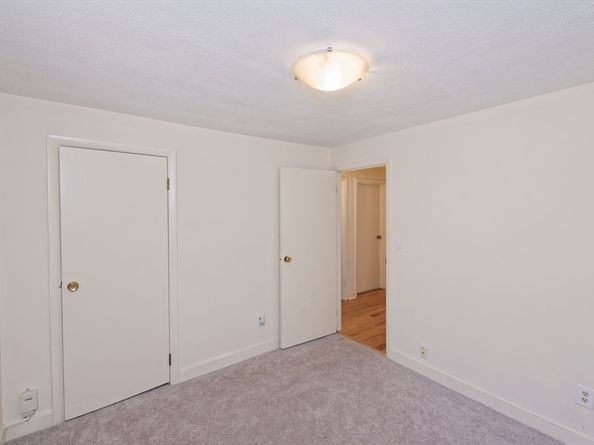 32 Colonial Way, Holliston MA 01746