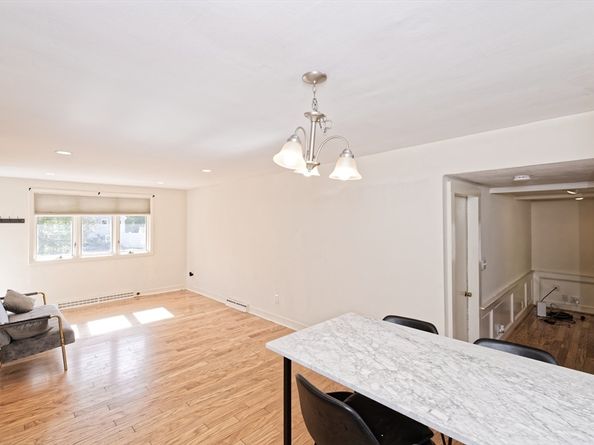 32 Colonial Way, Holliston MA 01746