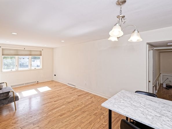 32 Colonial Way, Holliston MA 01746