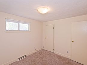32 Colonial Way, Holliston MA 01746