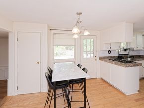 32 Colonial Way, Holliston MA 01746