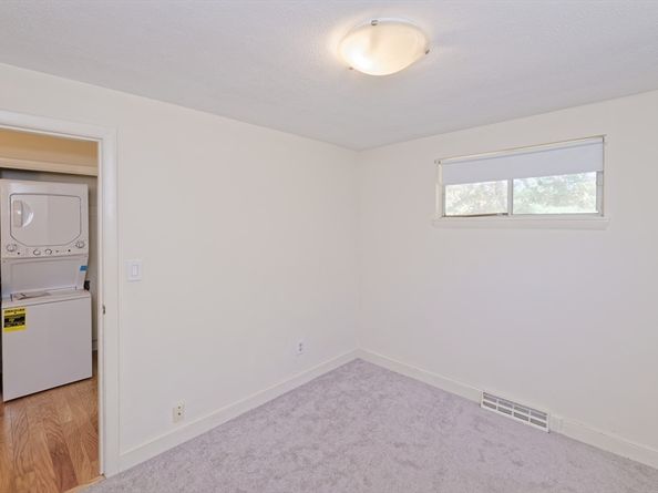 32 Colonial Way, Holliston MA 01746