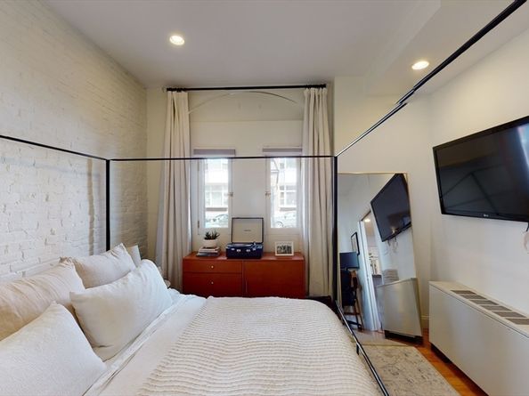 27 Bowdoin St 1B, Boston MA 02114